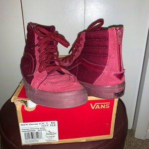 SUADE MAROON VANS